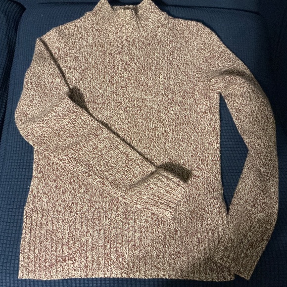 Brooks Brother's 100% Lambs Wool Women's Sweater-Size XS - Picture 1 of 6